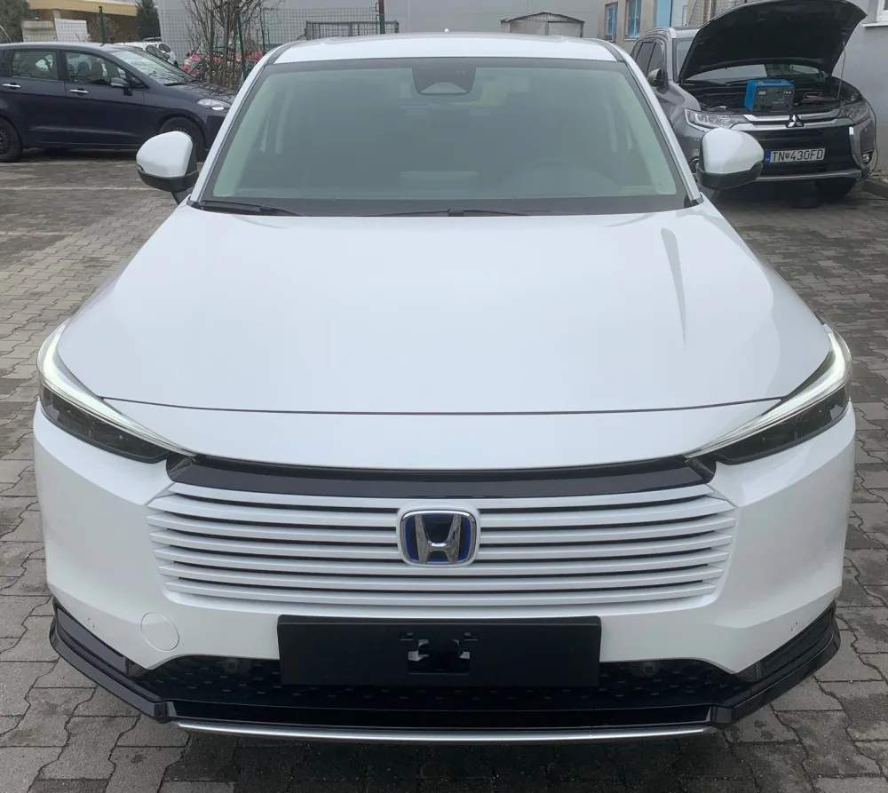 HR-V 1.5 i-MMD HYBRID výbava ADVANCE automat eCVT po Facelifte! - SKLADOM, K ODBERU! AKCIA! HR-V S FINANČNOU ZĽAVOU AŽ 4 620 € s DPH !!! - fotografia 6