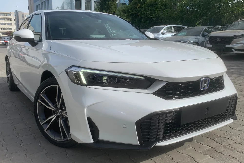 HONDA CIVIC 2.0 I-MMD HYBRID výbava ADVANCE automat 2026 - SKLADOM, K ODBERU !!! AKCIA !!! S FINANČNOU ZĽAVOU AŽ 3 500 € s DPH!!! - fotografia 8
