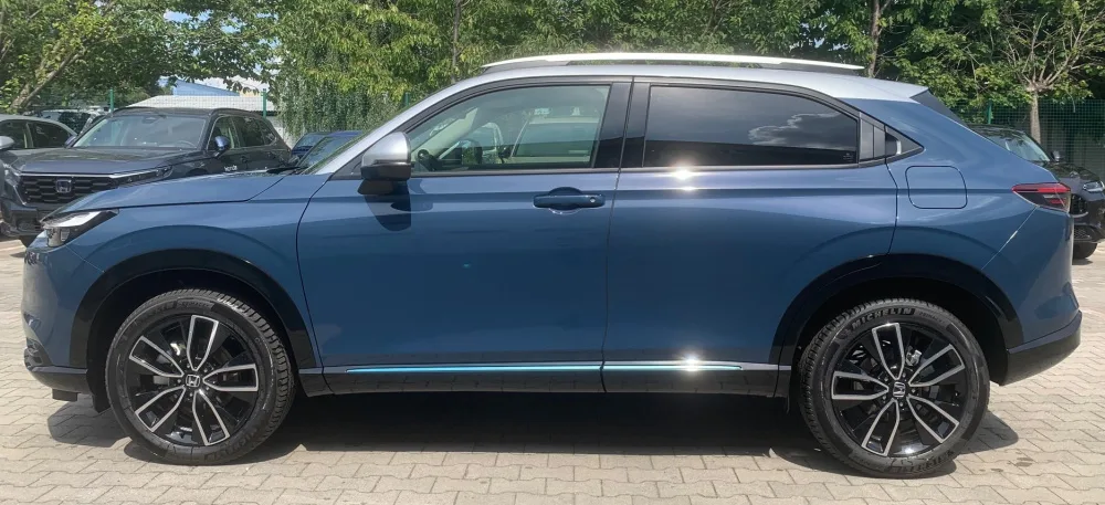HR-V 1.5 i-MMD HYBRID výbava ADVANCE STYLE automat eCVT po Facelifte! - SKLADOM, K ODBERU! AKCIA! HR-V S FINANČNOU ZĽAVOU AŽ 5 120 € s DPH!!! - fotografia 2