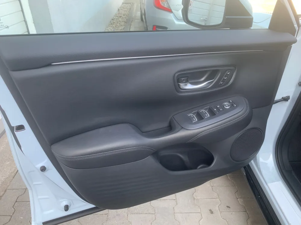 NOVINKA ZR-V 2.0 i-MMD HYBRID výbava ADVANCE automat 2026 - SKLADOM, K ODBERU !!! AKCIA !!! ZR-V S FINANČNOU ZĽAVOU 5 180 € s DPH !!! - fotografia 11