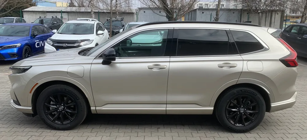 NOVÉ CR-V 2.0 i-MMD Plug-in Hybrid pohon 4x2 výbava ADVANCE TECH m.r. 2025 - SKLADOM, K ODBERU !!! AKCIA !!! S FINANČNOU ZĽAVOU AŽ 9 500 € s DPH !!! PREDVÁDZACIE VOZIDLO s nájazdom len 50 km !!! - fotografia 2