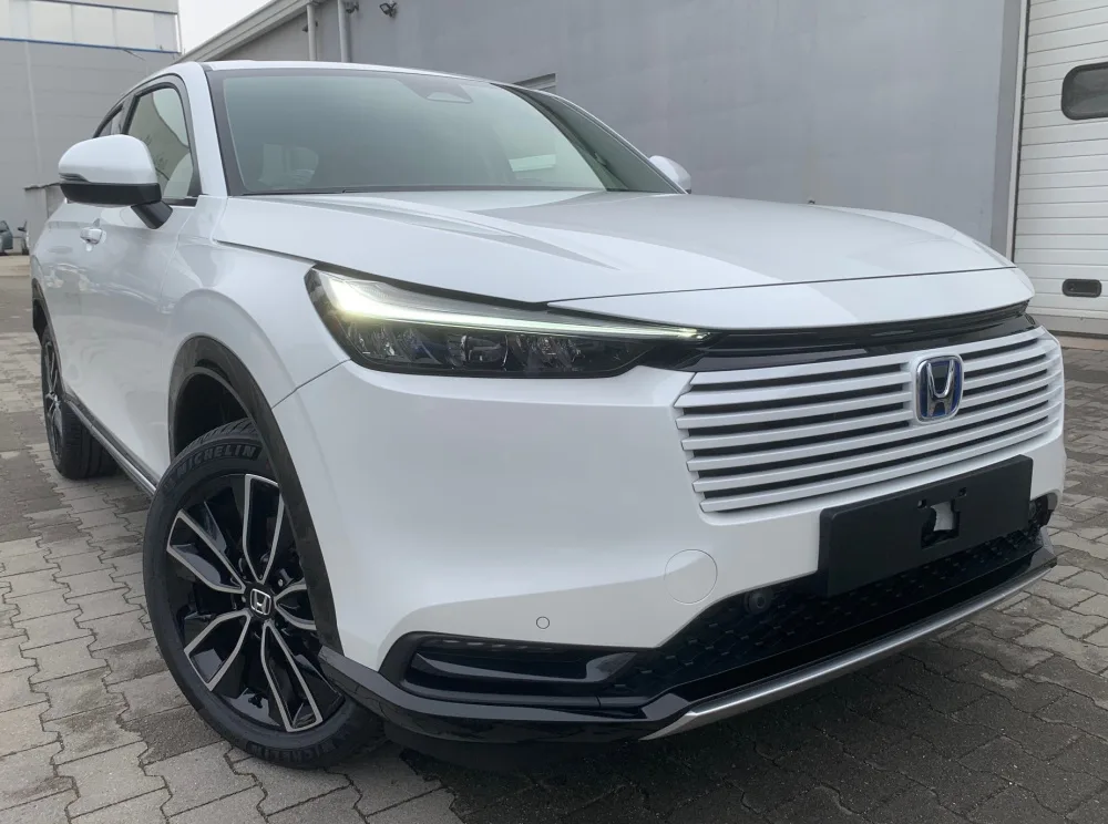HR-V 1.5 i-MMD HYBRID výbava ADVANCE automat eCVT po Facelifte! - SKLADOM, K ODBERU! AKCIA! HR-V S FINANČNOU ZĽAVOU AŽ 4 620 € s DPH !!! - fotografia 1