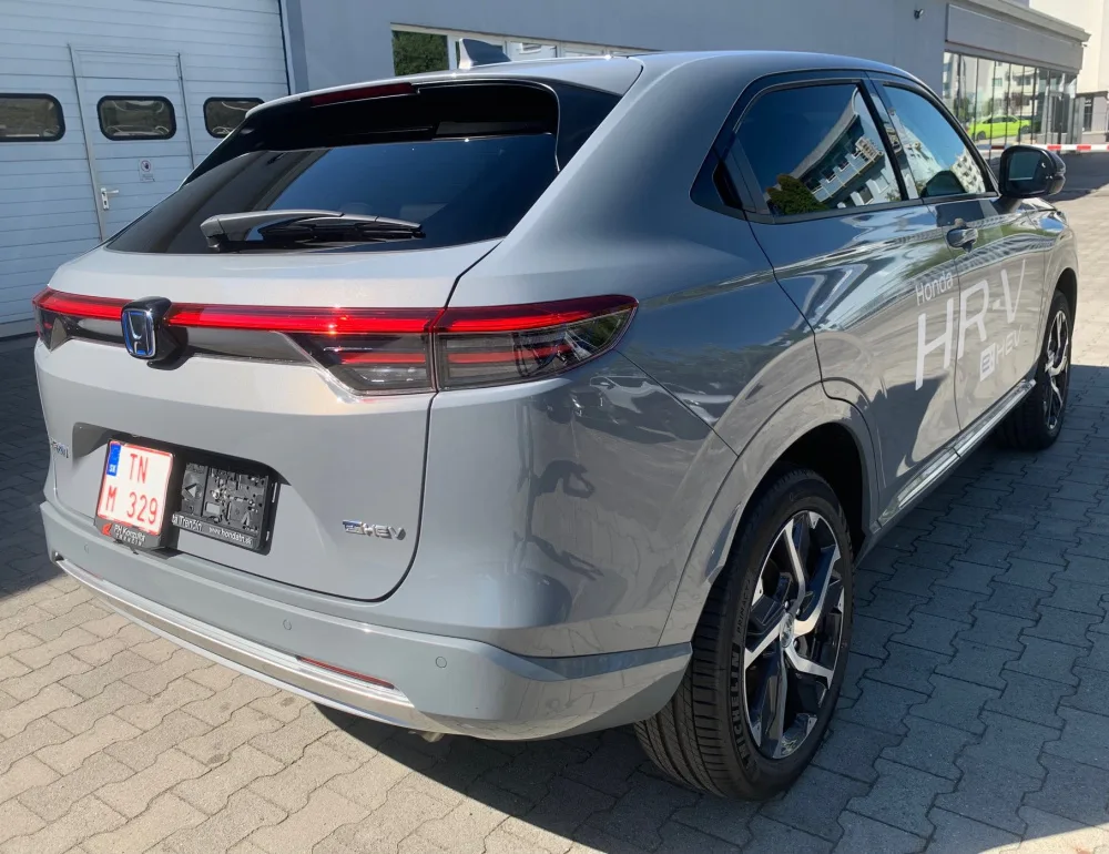 HR-V 1.5 i-MMD HYBRID výbava ADVANCE PLUS automat eCVT po Facelifte! - SKLADOM, K ODBERU!!! AKCIA!!! PREDVÁDZACIE VOZIDLO S FINANČNOU ZĽAVOU AŽ 7 820 € s DPH !!! - fotografia 6