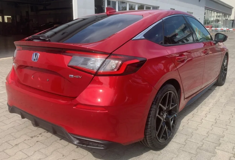 HONDA CIVIC 2.0 I-MMD HYBRID výbava ADVANCE automat - SKLADOM, K ODBERU !!! AKCIA !!! S FINANČNOU ZĽAVOU AŽ 8 000 € s DPH!!! POSLEDNÝ KUS V UVEDENEJ AKČNEJ CENE!!! - fotografia 8