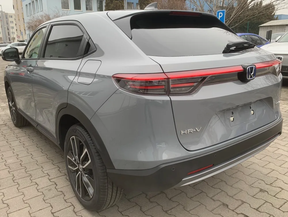 HR-V 1.5 i-MMD HYBRID výbava ELEGANCE automat eCVT po Facelifte!!! - SKLADOM, K ODBERU!!! AKCIA!!! HR-V S FINANČNOU ZĽAVOU AŽ 4 620 € s DPH!!! - fotografia 7