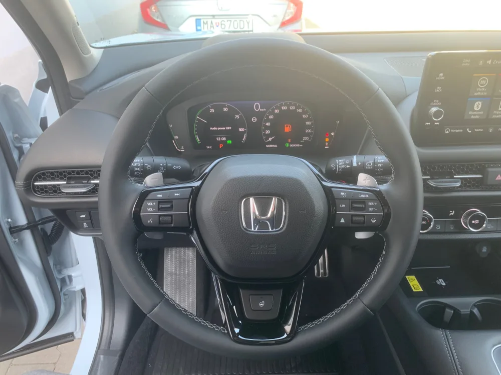 NOVINKA ZR-V 2.0 i-MMD HYBRID výbava ADVANCE automat 2026 - SKLADOM, K ODBERU !!! AKCIA !!! ZR-V S FINANČNOU ZĽAVOU 5 180 € s DPH !!! - fotografia 14