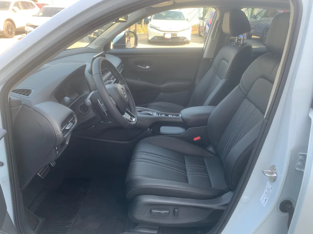 NOVINKA ZR-V 2.0 i-MMD HYBRID výbava ADVANCE automat 2026 - SKLADOM, K ODBERU !!! AKCIA !!! ZR-V S FINANČNOU ZĽAVOU 5 180 € s DPH !!! - fotografia 12