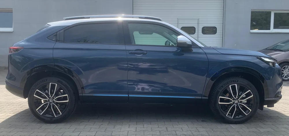 HR-V 1.5 i-MMD HYBRID výbava ADVANCE STYLE automat eCVT po Facelifte! - SKLADOM, K ODBERU! AKCIA! HR-V S FINANČNOU ZĽAVOU AŽ 5 120 € s DPH!!! - fotografia 3