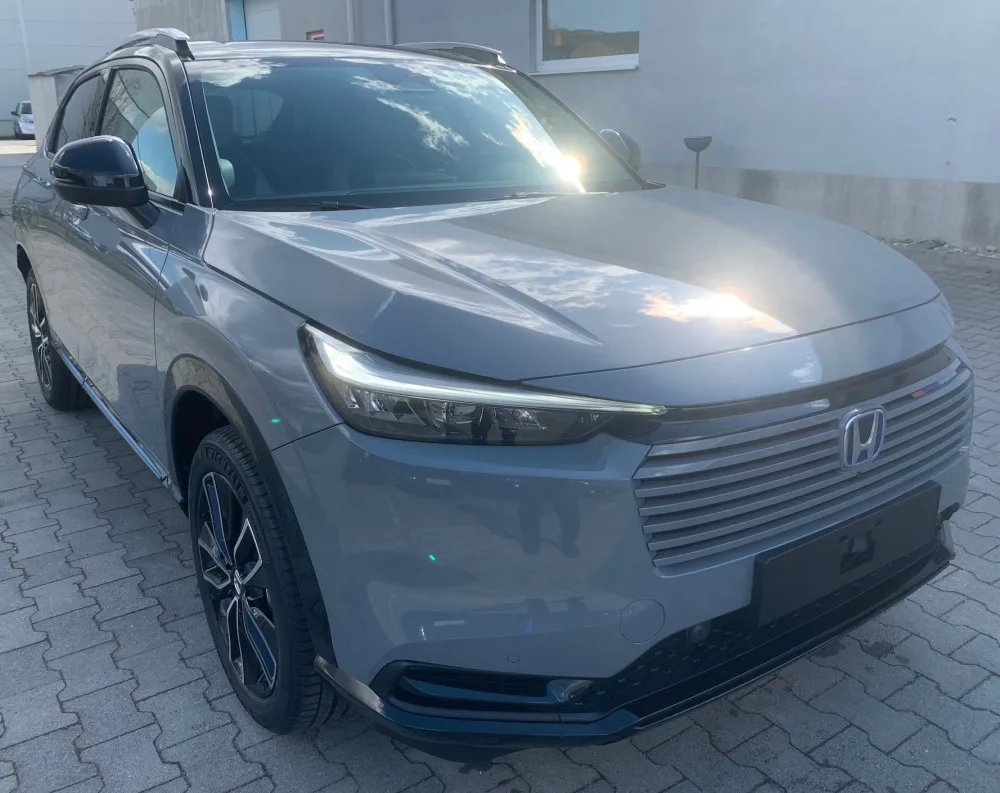 HR-V 1.5 i-MMD HYBRID výbava ADVANCE STYLE automat eCVT po Facelifte!!! - SKLADOM, K ODBERU!!! AKCIA!!! HR-V S FINANČNOU ZĽAVOU AŽ 4 700 € s DPH !!! - fotografia 11