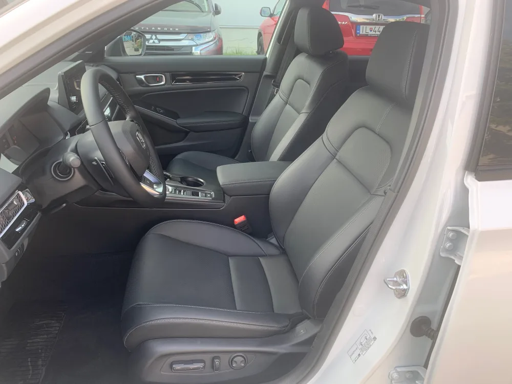 HONDA CIVIC 2.0 I-MMD HYBRID výbava ADVANCE automat 2026 - SKLADOM, K ODBERU !!! AKCIA !!! S FINANČNOU ZĽAVOU AŽ 3 500 € s DPH!!! - fotografia 10
