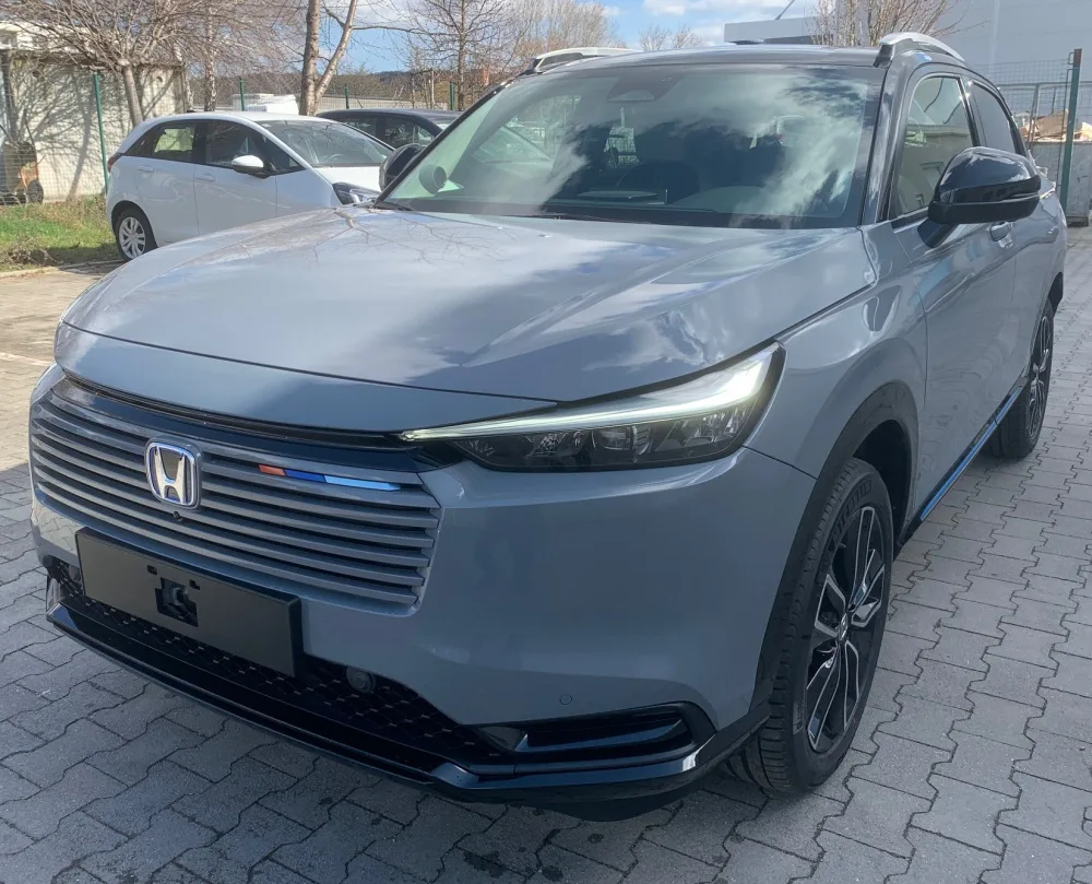 HR-V 1.5 i-MMD HYBRID výbava ADVANCE STYLE automat eCVT po Facelifte!!! - SKLADOM, K ODBERU!!! AKCIA!!! HR-V S FINANČNOU ZĽAVOU AŽ 4 700 € s DPH !!! - fotografia 9