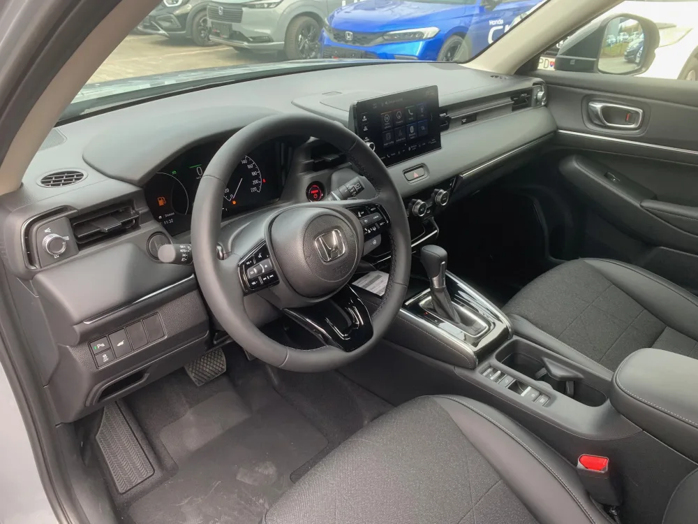 HR-V 1.5 i-MMD HYBRID výbava ADVANCE automat eCVT po Facelifte! - SKLADOM, K ODBERU! AKCIA! HR-V S FINANČNOU ZĽAVOU AŽ 5 020 € s DPH!!! - fotografia 13