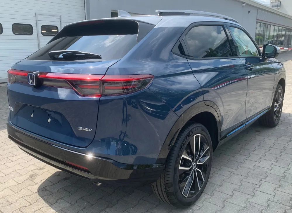 HR-V 1.5 i-MMD HYBRID výbava ADVANCE STYLE automat eCVT po Facelifte! - SKLADOM, K ODBERU! AKCIA! HR-V S FINANČNOU ZĽAVOU AŽ 5 120 € s DPH!!! - fotografia 6