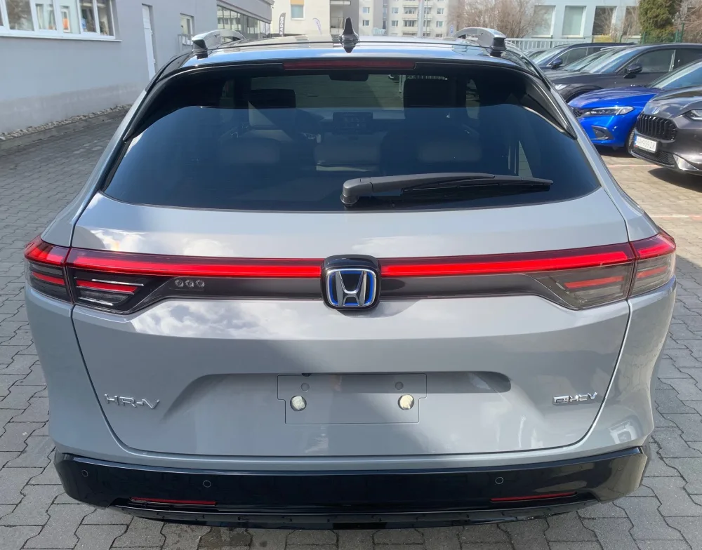 HR-V 1.5 i-MMD HYBRID výbava ADVANCE STYLE automat eCVT po Facelifte!!! - SKLADOM, K ODBERU!!! AKCIA!!! HR-V S FINANČNOU ZĽAVOU AŽ 4 700 € s DPH !!! - fotografia 6