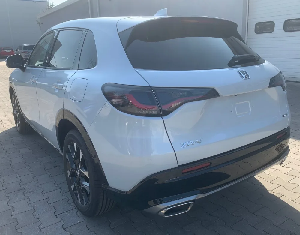 NOVINKA ZR-V 2.0 i-MMD HYBRID výbava ADVANCE automat 2026 - SKLADOM, K ODBERU !!! AKCIA !!! ZR-V S FINANČNOU ZĽAVOU 5 180 € s DPH !!! - fotografia 7
