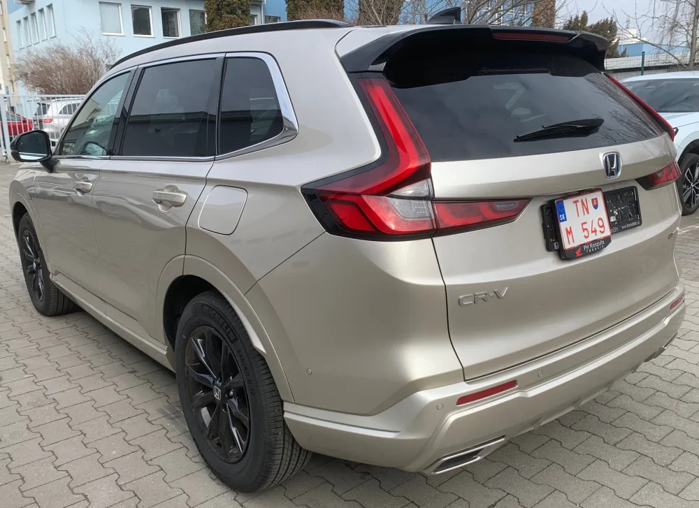 NOVÉ CR-V 2.0 i-MMD Plug-in Hybrid pohon 4x2 výbava ADVANCE TECH m.r. 2025 - SKLADOM, K ODBERU !!! AKCIA !!! S FINANČNOU ZĽAVOU AŽ 9 500 € s DPH !!! PREDVÁDZACIE VOZIDLO s nájazdom len 50 km !!! - fotografia 10