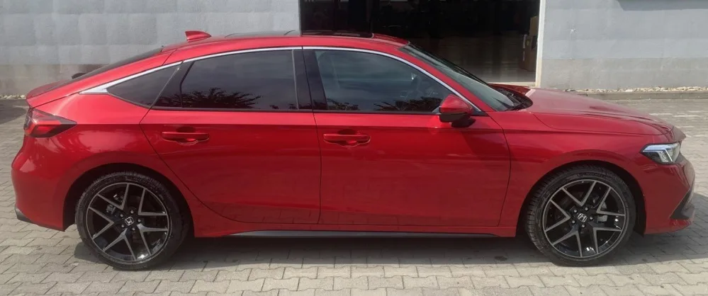 HONDA CIVIC 2.0 I-MMD HYBRID výbava ADVANCE automat - SKLADOM, K ODBERU !!! AKCIA !!! S FINANČNOU ZĽAVOU AŽ 8 000 € s DPH!!! POSLEDNÝ KUS V UVEDENEJ AKČNEJ CENE!!! - fotografia 4