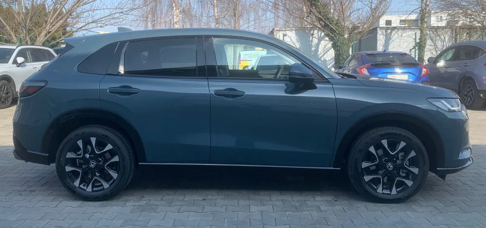 NOVINKA ZR-V 2.0 i-MMD HYBRID výbava ADVANCE automat 2026 - SKLADOM, K ODBERU !!! AKCIA !!! ZR-V S FINANČNOU ZĽAVOU 5 180 € s DPH !!! - fotografia 3