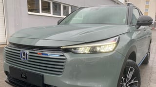 HR-V 1.5 i-MMD HYBRID výbava ADVANCE STYLE automat eCVT po Facelifte!!! - SKLADOM, K ODBERU!!! AKCIA!!! HR-V S FINANČNOU ZĽAVOU AŽ 4 700 € s DPH!!! - náhľad 1