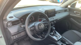 HR-V 1.5 i-MMD HYBRID výbava ELEGANCE automat eCVT po Facelifte!!! - SKLADOM, K ODBERU!!! AKCIA!!! HR-V S FINANČNOU ZĽAVOU AŽ 4 300 € s DPH!!! - náhľad 11