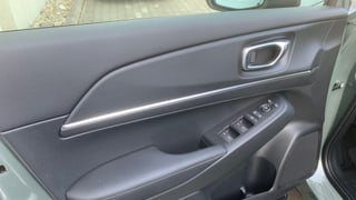 HR-V 1.5 i-MMD HYBRID výbava ELEGANCE automat eCVT po Facelifte!!! - SKLADOM, K ODBERU!!! AKCIA!!! HR-V S FINANČNOU ZĽAVOU AŽ 4 300 € s DPH!!! - náhľad 10