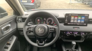 HR-V 1.5 i-MMD HYBRID výbava ELEGANCE automat eCVT po Facelifte!!! - SKLADOM, K ODBERU!!! AKCIA!!! HR-V S FINANČNOU ZĽAVOU AŽ 4 620 € s DPH!!! - náhľad 14