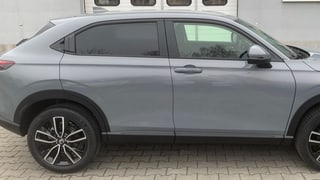 HR-V 1.5 i-MMD HYBRID výbava ELEGANCE automat eCVT po Facelifte!!! - SKLADOM, K ODBERU!!! AKCIA!!! HR-V S FINANČNOU ZĽAVOU AŽ 4 620 € s DPH!!! - náhľad 2