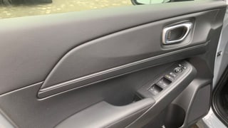 HR-V 1.5 i-MMD HYBRID výbava ELEGANCE automat eCVT po Facelifte!!! - SKLADOM, K ODBERU!!! AKCIA!!! HR-V S FINANČNOU ZĽAVOU AŽ 4 620 € s DPH!!! - náhľad 9