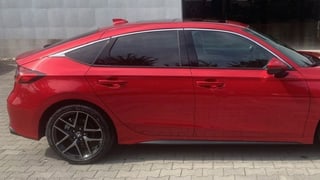 HONDA CIVIC 2.0 I-MMD HYBRID výbava ADVANCE automat - SKLADOM, K ODBERU !!! AKCIA !!! S FINANČNOU ZĽAVOU AŽ 8 000 € s DPH!!! POSLEDNÝ KUS V UVEDENEJ AKČNEJ CENE!!! - náhľad 4