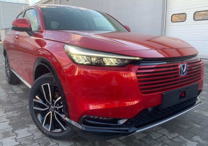 HR-V 1.5 i-MMD HYBRID výbava ADVANCE automat eCVT po Facelifte! - SKLADOM, K ODBERU! AKCIA! HR-V S FINANČNOU ZĽAVOU AŽ 4 620 € s DPH!!!