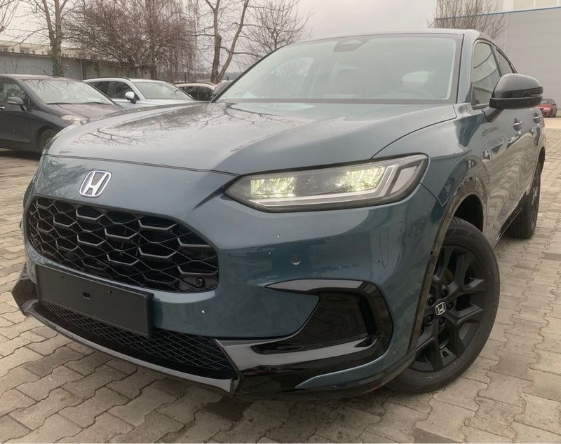 NOVINKA ZR-V 2.0 i-MMD HYBRID výbava SPORT automat 2026 - SKLADOM, K ODBERU !!! AKCIA !!! ZR-V S FINANČNOU ZĽAVOU 5 180 € s DPH !!!